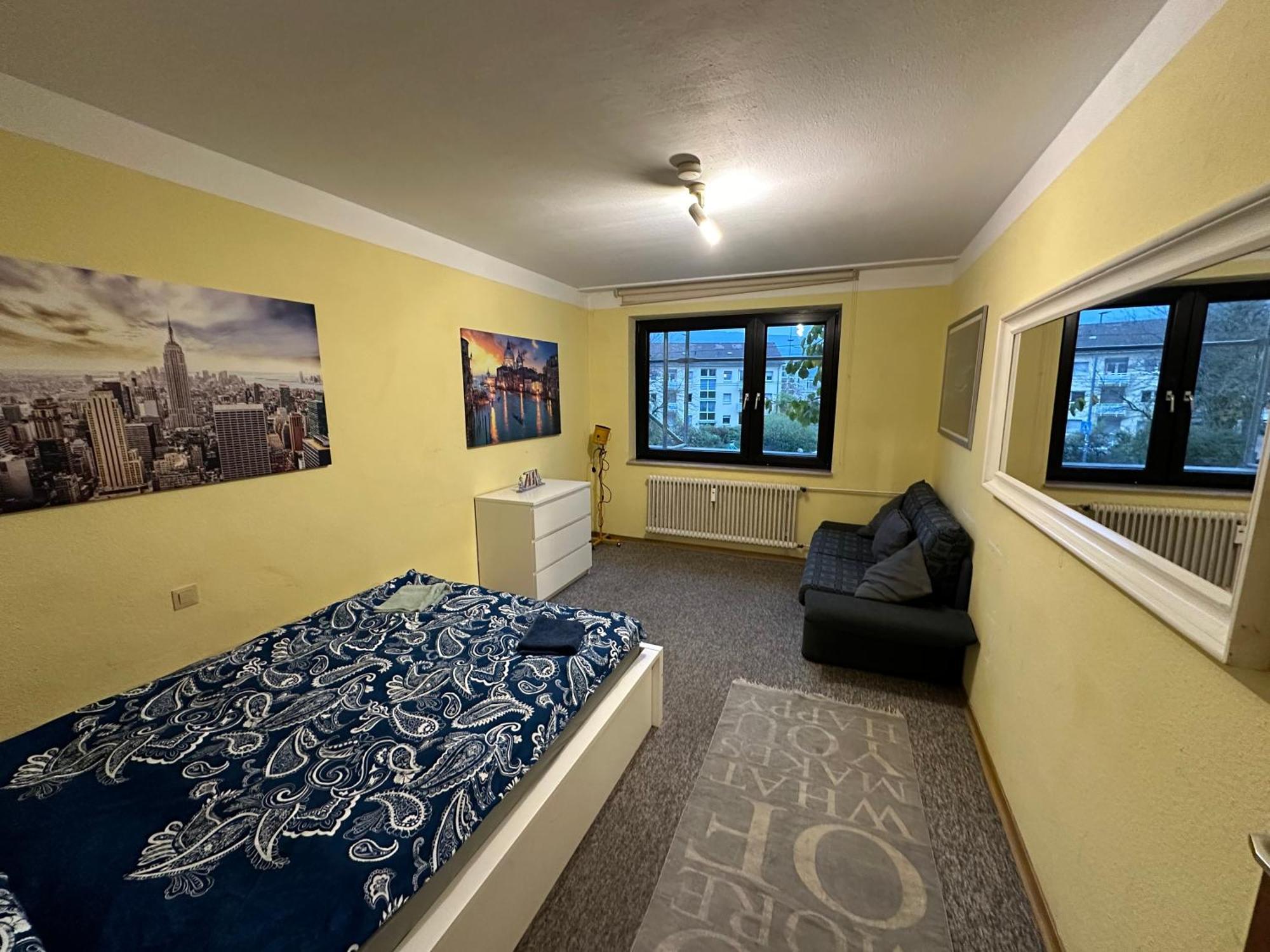 Zentrales Apartment Mit Parkplatz Heidelberg Exterior foto
